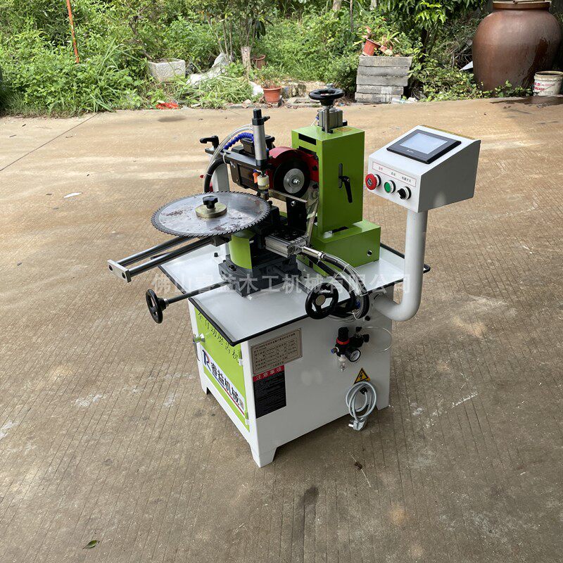 是世界上处于领先地位的蜗杆砂轮磨齿机制造厂