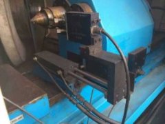 打磨垫与底板之间可拆卸