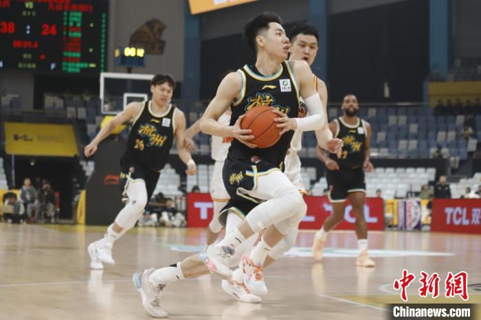 广厦缺兵少将，辽宁客场欲实现复仇成本轮焦点