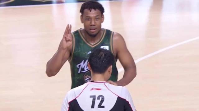 赵继伟末节关键表现助辽宁守住十年不败纪录