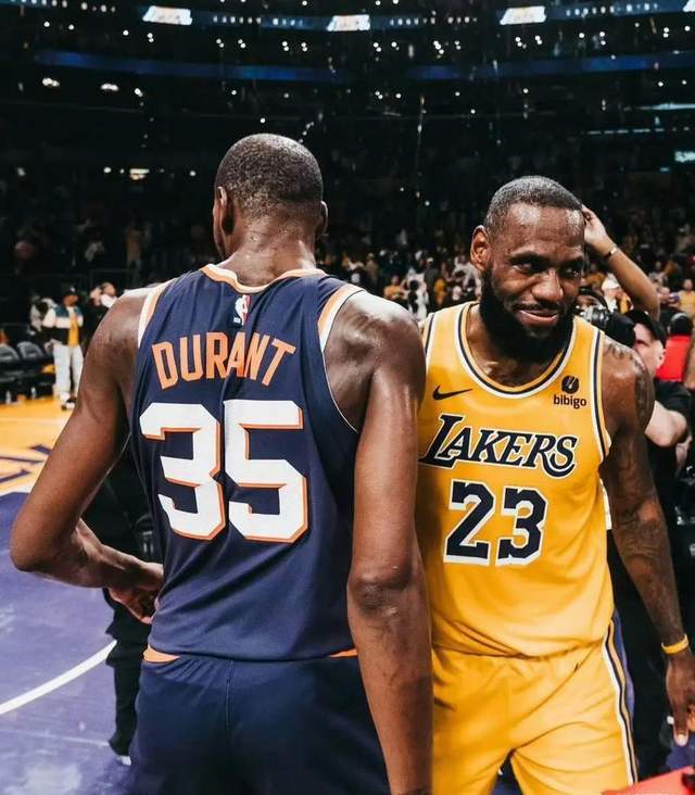 詹姆斯杜兰特季后赛首对决：迟19年剧本终上演